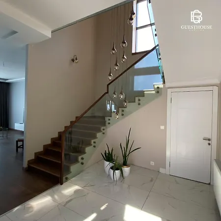 Villa Cozy - Garden, Fireplace & Cinema Experience
